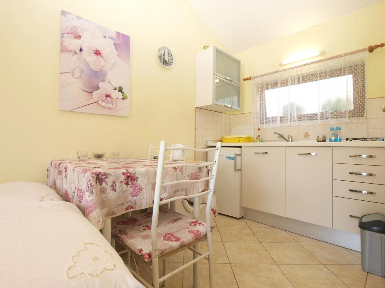 1462 Apartment Pula